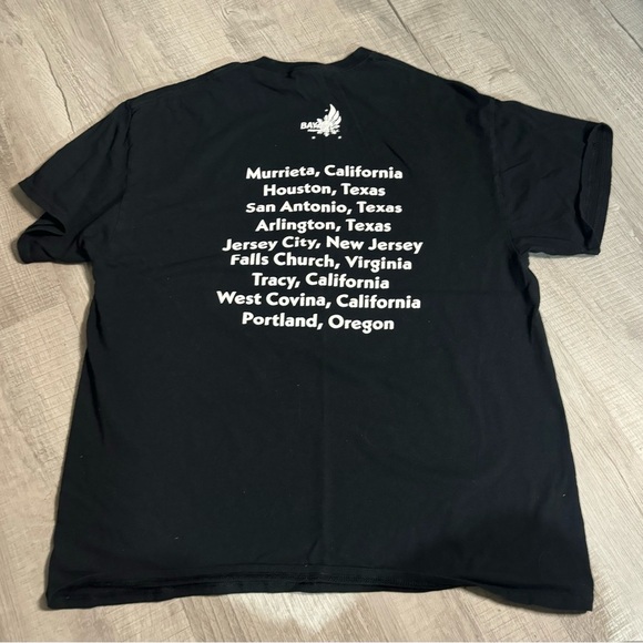 Introvoys US tour 2021 Signed T Shirt Original Philippine Music - Picture 4 of 4